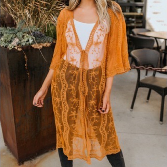 Tops - Scalloped Lace Kimono - Gold